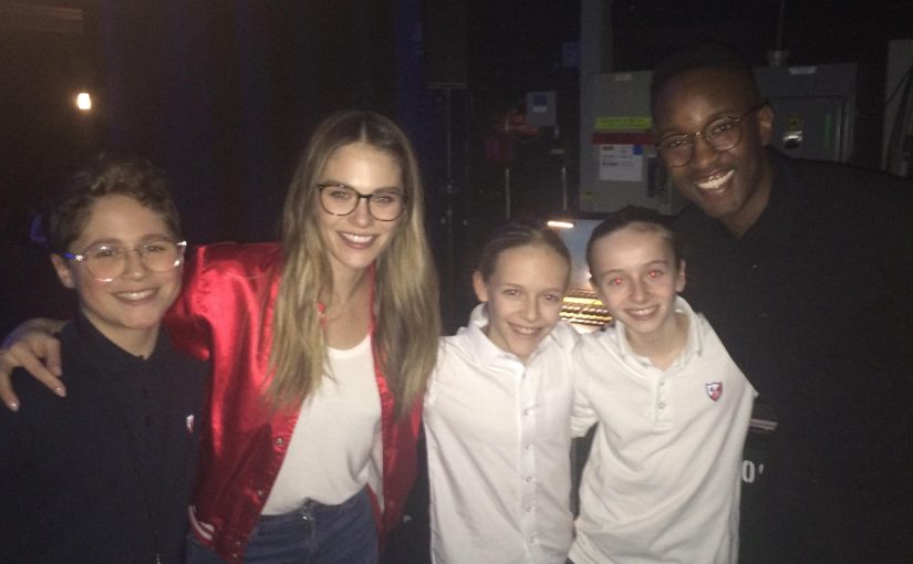 Louis Herbaux prend la parole à la journée UNIS (WE Day) en compagnie de Maripier Morin