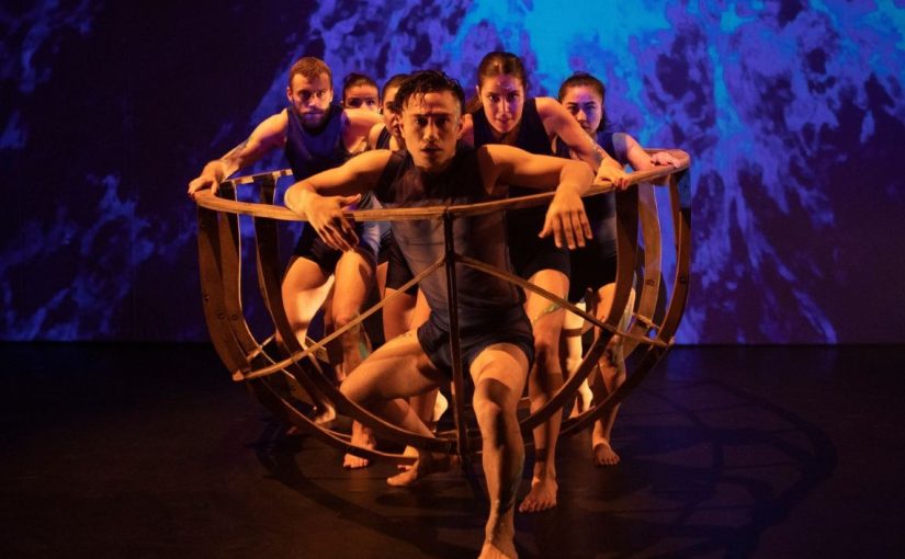 Spectacle de danse contemporaine autochtone