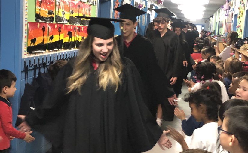 Parade des finissants de 5e secondaire à l’Annexe Primaire